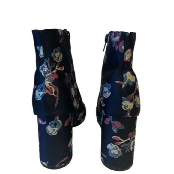 Urban Outfitters Ankle Boots Womens Sz 8 Juliet Jacquard Booties Coquette Indie - Picture 8 of 8